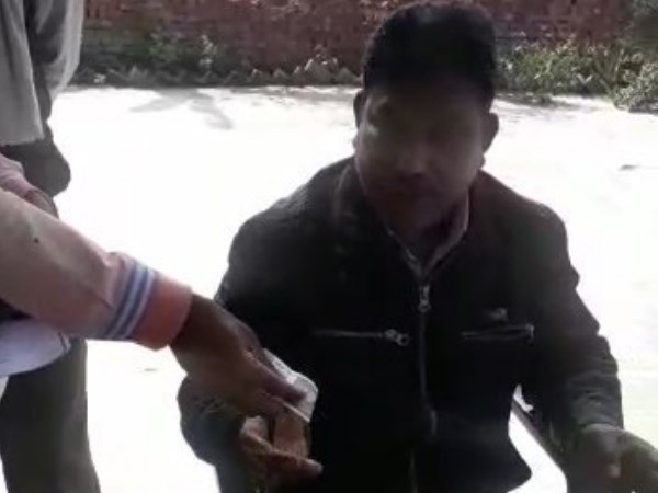 अधिकारियों तक पहुंचा वीडियो