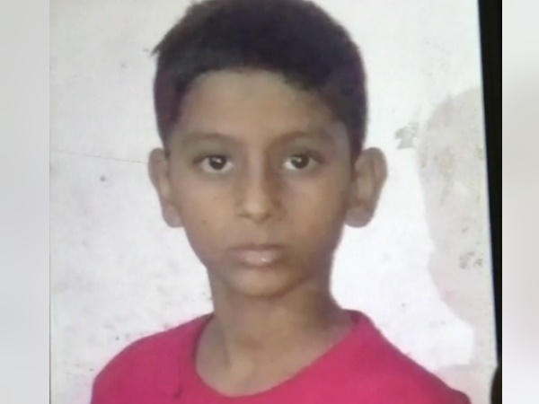 घर पहुंचने से पहले उस्तरे से किया हमला