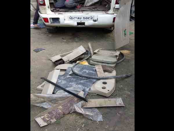 विदेशों से हथियार की तस्करी