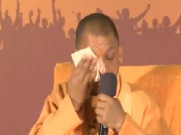 पुलवामा में सीआरपीएफ पर हुआ था कायराना हमला पुलवामा में सीआरपीएफ पर हुआ था कायराना हमला