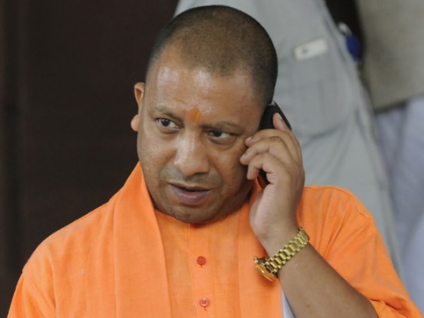 पहले योगी, इस बार अखिलेश