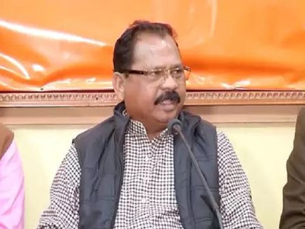 लोकसभा चुनावों में एयर स्ट्राइक का मिलेगा पार्टी को लाभ- लक्ष्मण गिलुआ लोकसभा चुनावों में एयर स्ट्राइक का मिलेगा पार्टी को लाभ- लक्ष्मण गिलुआ