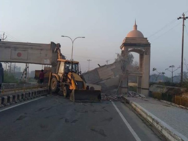 शिकायत के बाद हुई कार्रवाई शिकायत के बाद हुई कार्रवाई