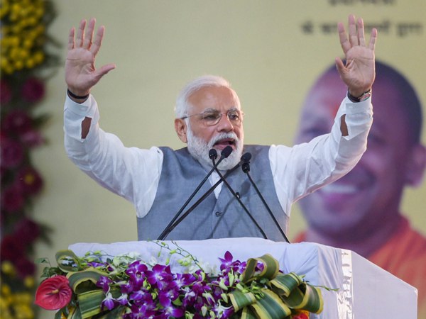 लोकसभा चुनाव 2019: AIADMK के मंत्री बोले- अम्मा के निधन के बाद पीएम मोदी ही हमारे ‘डैडी’ लोकसभा चुनाव 2019: AIADMK के मंत्री बोले- अम्मा के निधन के बाद पीएम मोदी ही हमारे ‘डैडी’