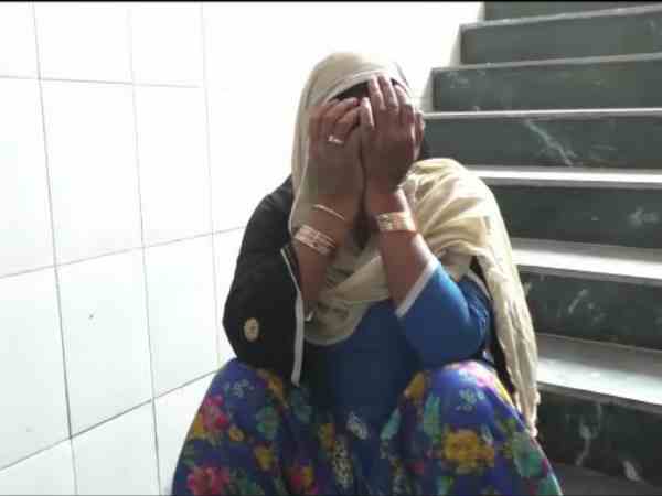 बेटी की हालत नाजुक