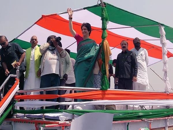 दीपोत्सव के वक्त भी एक कांग्रेसी वहां नहीं गया- मोहसिन रजा दीपोत्सव के वक्त भी एक कांग्रेसी वहां नहीं गया- मोहसिन रजा