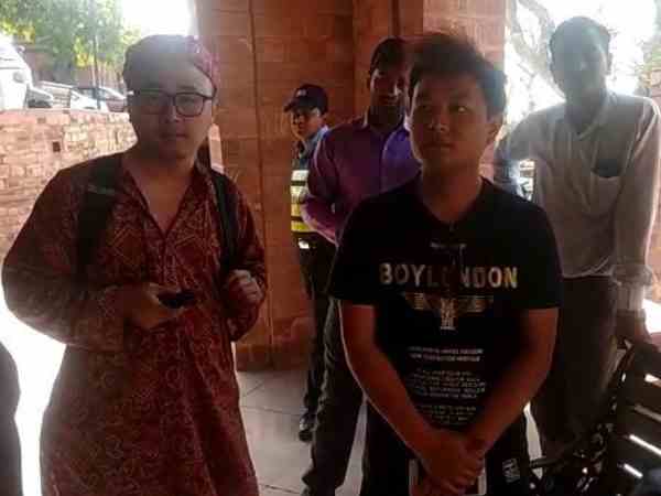 माफीनामा लिखवाकर छोड़ा