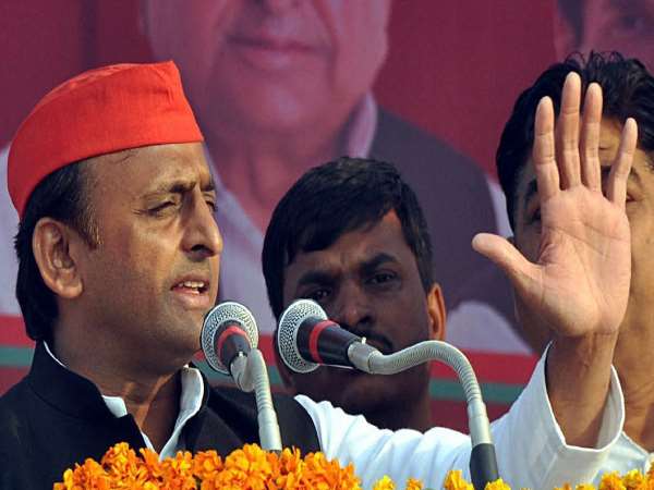 अखिलेश ने किया भाजपा पर हमला अखिलेश ने किया भाजपा पर हमला