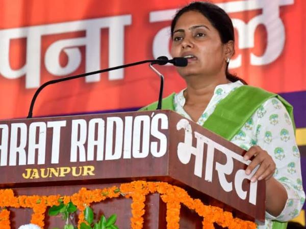 मां कृष्णा ने बढ़ाई मुश्किल मां कृष्णा ने बढ़ाई मुश्किल