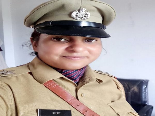 स्कूल-कॉलेज में अभियान