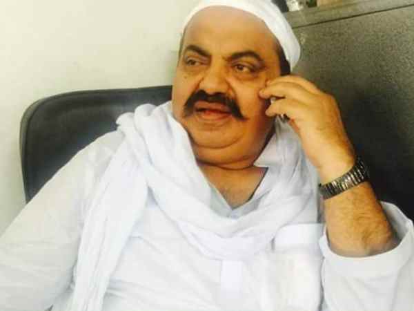 अतीक रहे हैं सांसद 