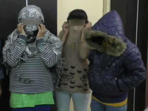 सूचना पर पुलिस ने मारा छापा सूचना पर पुलिस ने मारा छापा