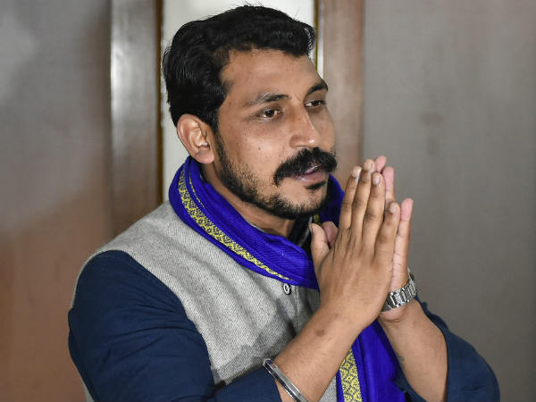 छवि बदलने का खेल