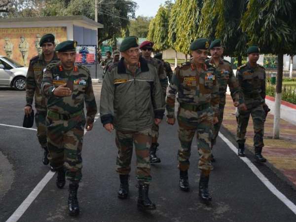 भारत-पाक में तनाव