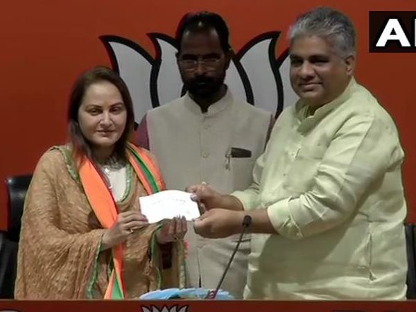 जयाप्रदा को बीजेपी का रिटर्न गिफ्ट