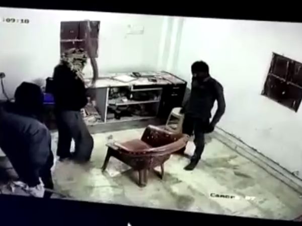 Chowkidar arrested in petrol pump loot Case of Ujjain