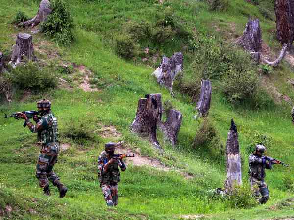 फायरिंग में शहीद हुए 4 जवान