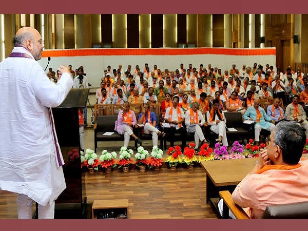 Lok Sabha elections 2019: BJP will give ticket to which candidates in Gujarat Lok Sabha elections 2019: BJP will give ticket to which candidates in Gujarat