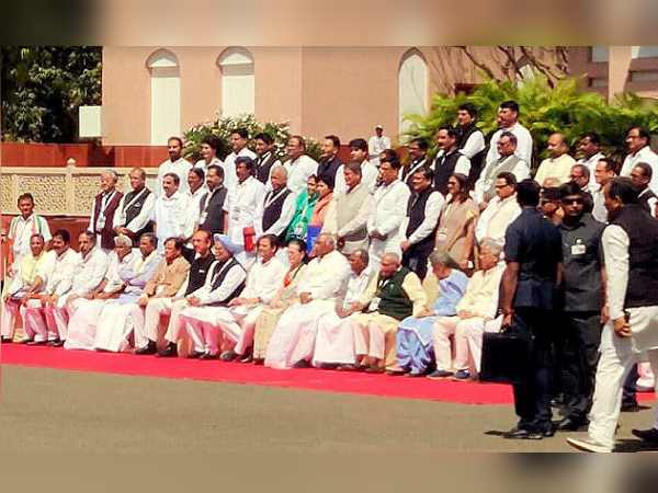 CWC मीटिंग के लिये गांधीजी और सरदार पटेल वाली जगह ही चुनीं