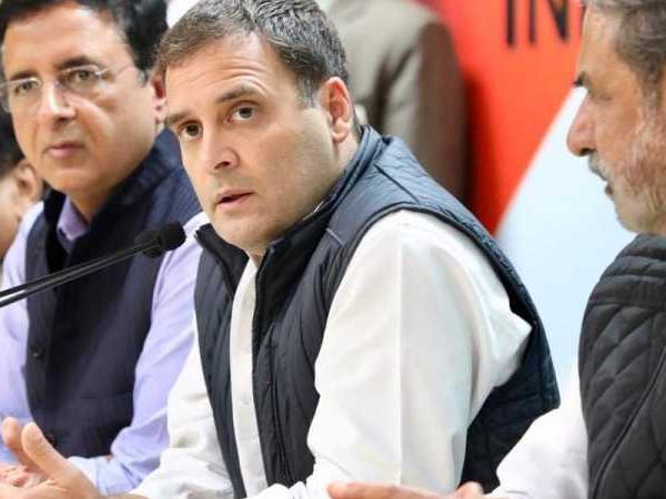 'किसानों को धोखा देने का काम किया' 'किसानों को धोखा देने का काम किया'