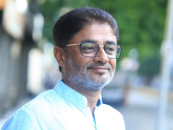 विधायक ललित वसोया का हवाला देकर चिपकाए गए पोस्टर