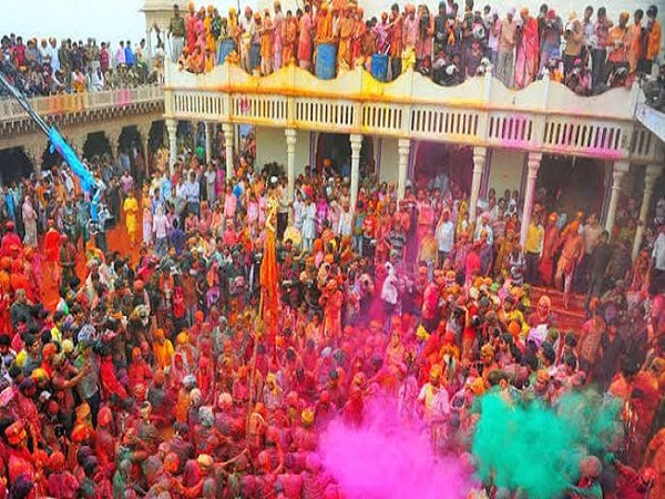 happy holi 2019: world famous barsana holi will be Celebrated by rajkot colors