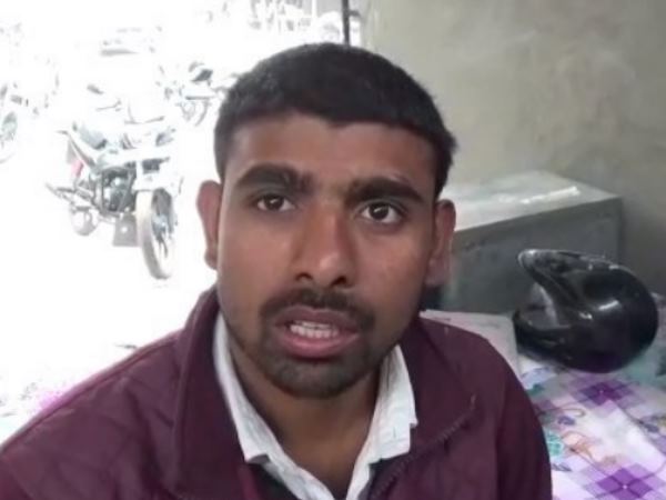 up police indecent behavior caught on camera up police indecent behavior caught on camera