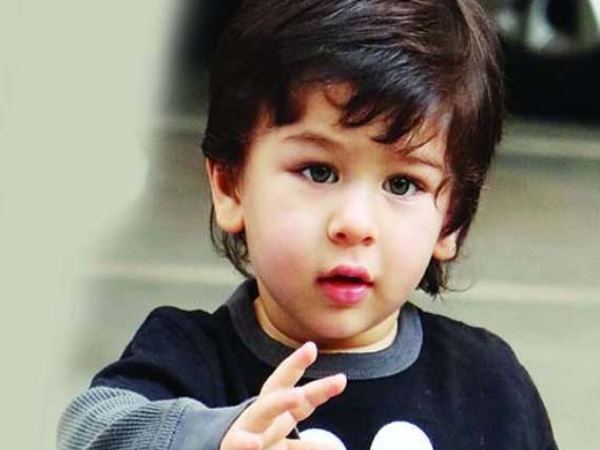 जन्म से ही मीडिया में छाए हैं तैमूर जन्म से ही मीडिया में छाए हैं तैमूर