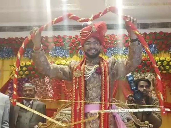 दूल्हे ने धनुष तोड़ा तो हुई शादी