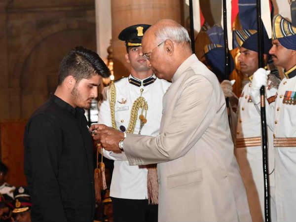 एके-47 और ग्रेनेड से लैस थे आतंकी 