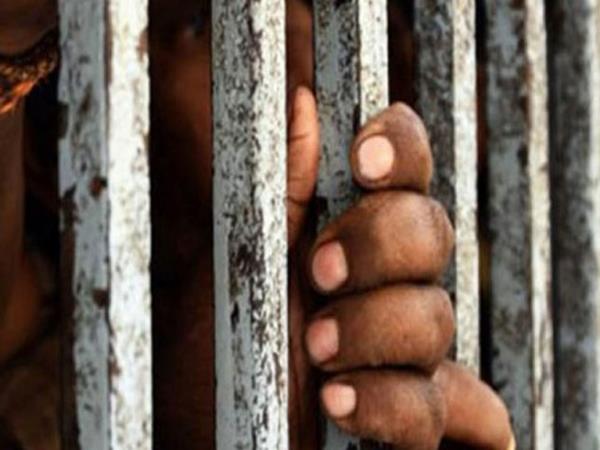 रेडियो के जरिए नाम किए उजागर