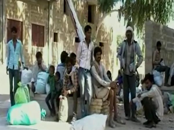 Jaisalmer रेलवे स्टेशन के पास सबसे ज्यादा Jaisalmer रेलवे स्टेशन के पास सबसे ज्यादा