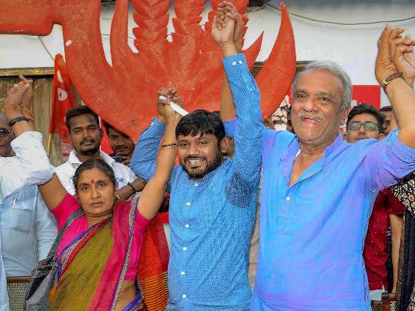 बेगुसराय में गिरिराज को टक्कर देंगे कन्हैया, CPI ने बनाया है उम्मीदवार