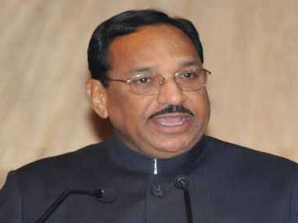 विधानसभा में बेटे की हार के बाद सतर्क