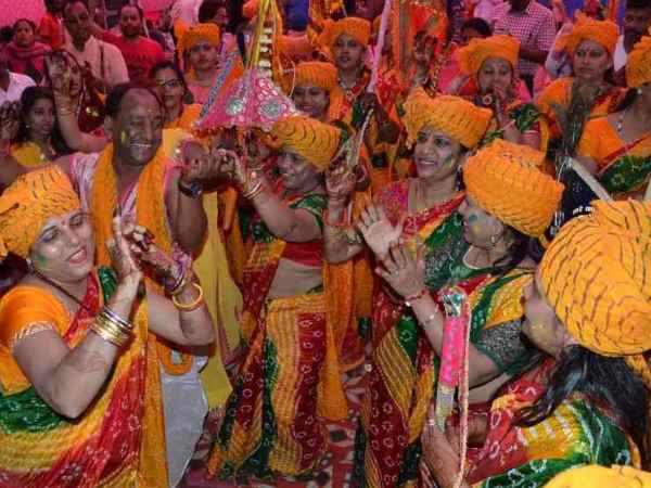 baba shyam ka Khajana Lootna know this tradition of Khatu mela