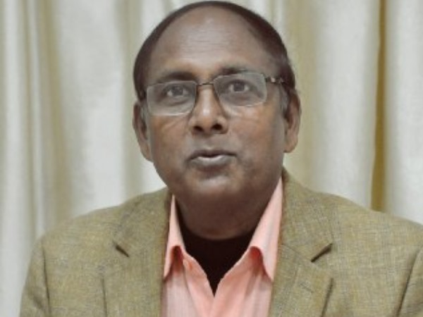 डीएम ने बताया प्रदेश सरकार का आया है पत्र डीएम ने बताया प्रदेश सरकार का आया है पत्र