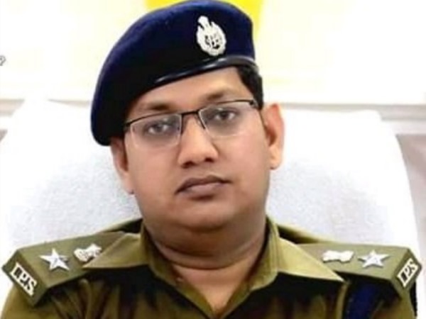 एसपी ने कहा- बंदी के परिजनों की हो रही है खोजबीन एसपी ने कहा- बंदी के परिजनों की हो रही है खोजबीन