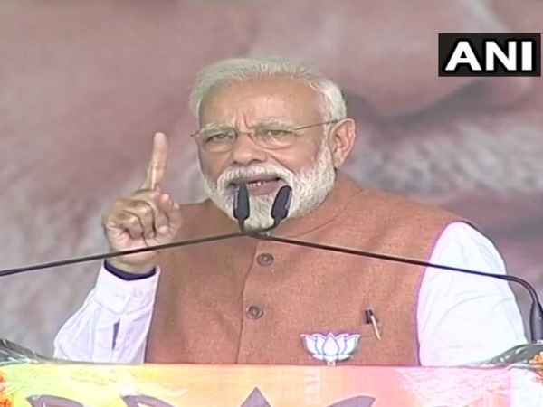 मंच से गिनाई सराकर की उपलब्धियां