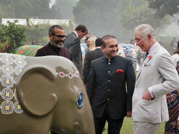 हर माह फ्लैट का किराया 17,000 पौंड 