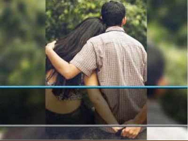 इमोमिटर, इंजेक्शन और ग्लोज़ साथ रखती थी इमोमिटर, इंजेक्शन और ग्लोज़ साथ रखती थी