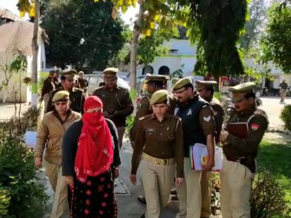 पुलिस ने भेजा जेल