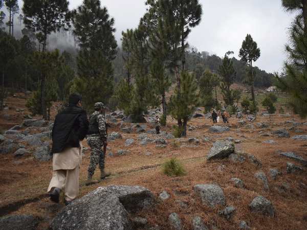 एक हफ्ते से मदरसे की सुरक्षा कर रही थी सेना