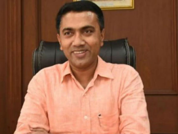 प्रमोद सावंत के पास पांच कार है प्रमोद सावंत के पास पांच कार है