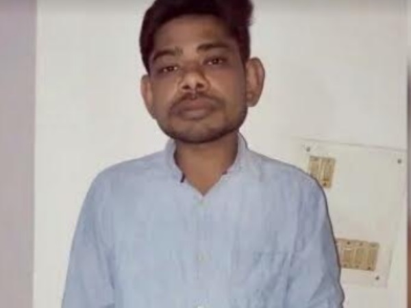 एक जेल में, दो ने कोर्ट में किया सरेंडर