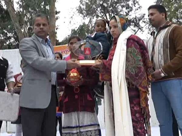 pulwama attack martyr family honored by kanpur small arms factory