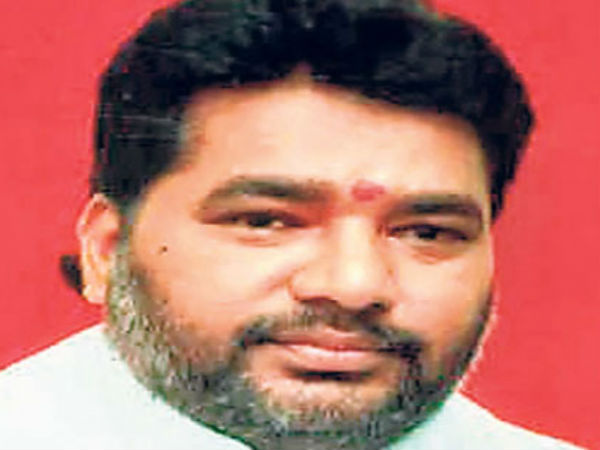 वारंट का जवाब देने में रहे विफल