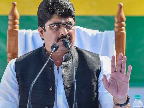 राजा भैया का वर्चस्व राजा भैया का वर्चस्व