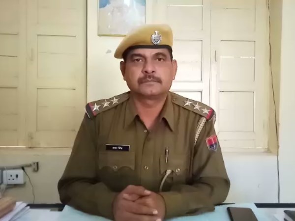 सेना ने टोका तो भागने लगे