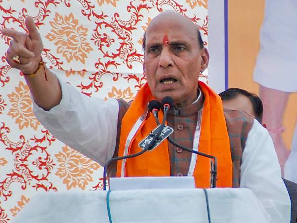 राजनाथ को उतारने की वजह राजनाथ को उतारने की वजह