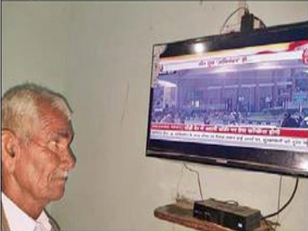 विंग कमांडर अभिनंदन की रिहाई का लाइव प्रसारण देखते रहे रतनलाल ढाका